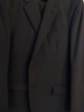 LOUIS MARTIN, SIZE 44 REGULAR, BLACK MATERIAL